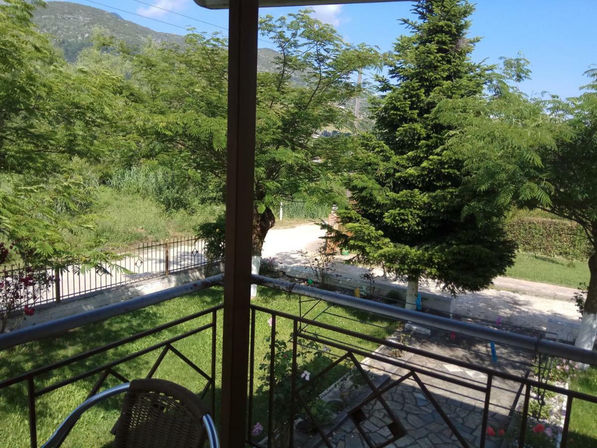Zisis Garden Studios Ioannina Exterior photo
